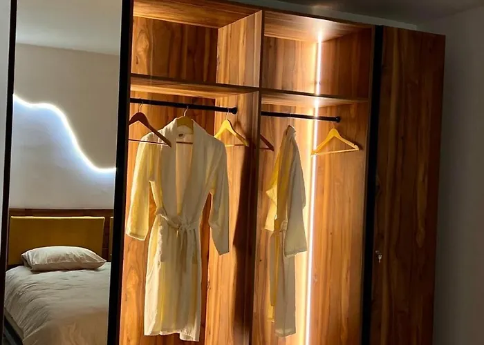 Two Bedroom - Apartamento