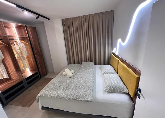 Apartamento Two Bedroom - *